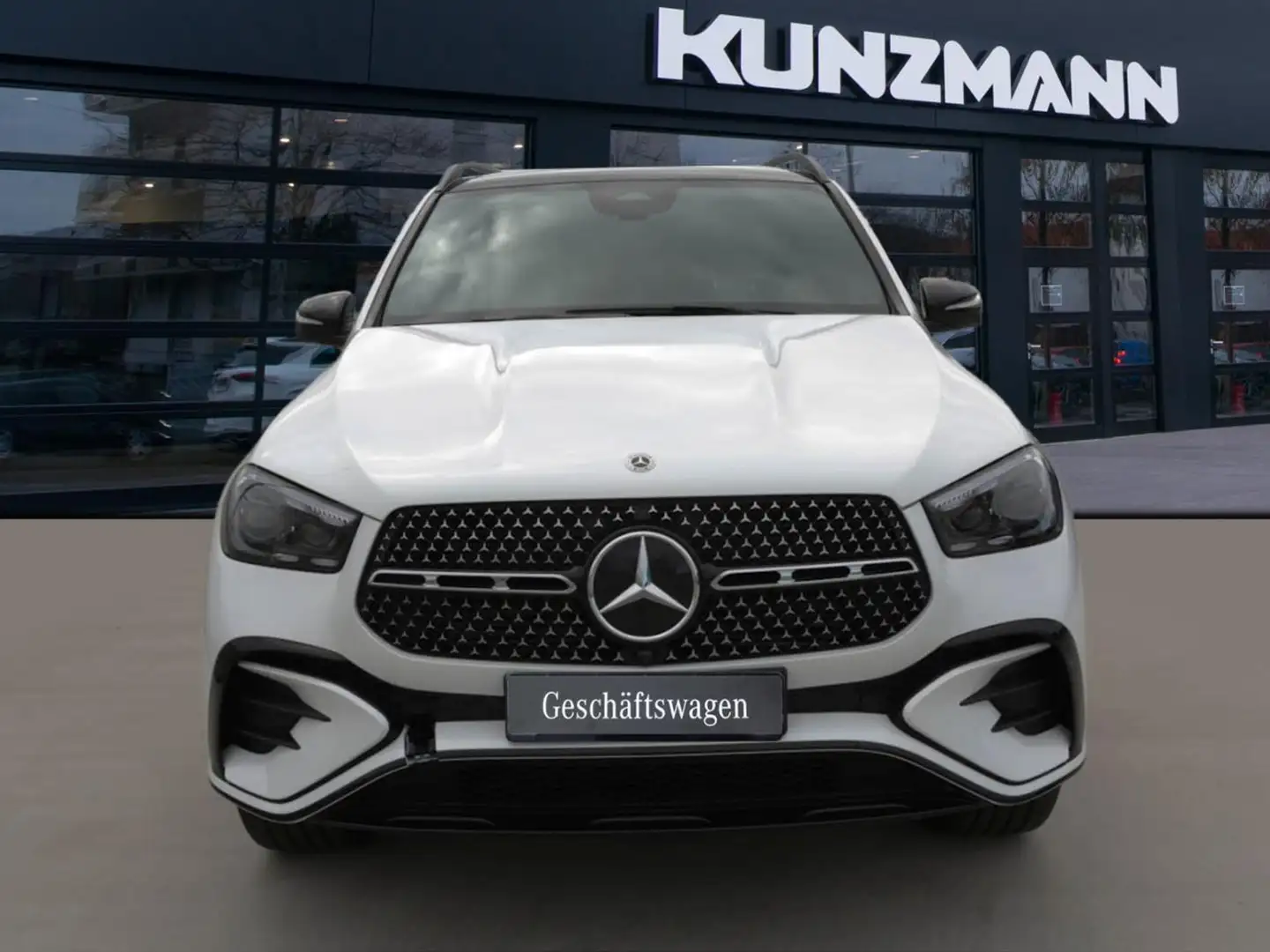 Mercedes-Benz GLE 450 d 4MATIC AMG Night Panorama Distronic Weiß - 2