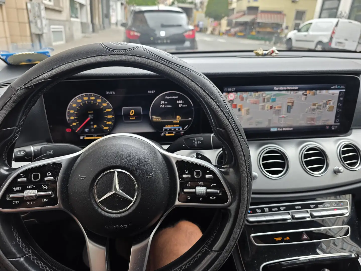 Mercedes-Benz E 200 d - 1