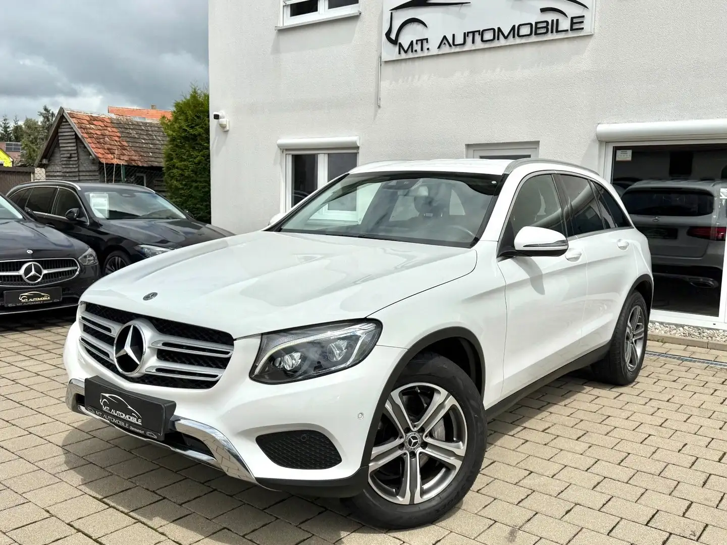 Mercedes-Benz GLC 220 d 4Matic*LED*NAVI*PDC*KAMERA*AHK*STANDH. Blanco - 1