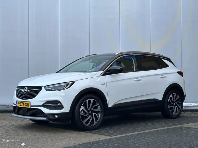 Opel Grandland X 1.6 Turbo Ultimate l 181PK l 360 CAM l Leer l Deno