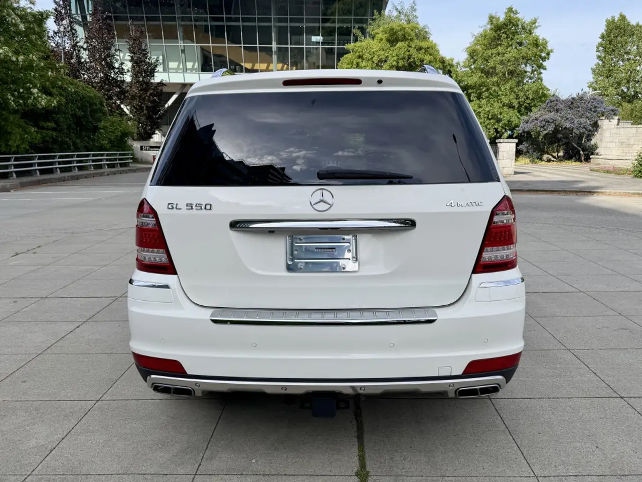Mercedes-Benz GL-Class снимка Mercedes-Benz GL-Class