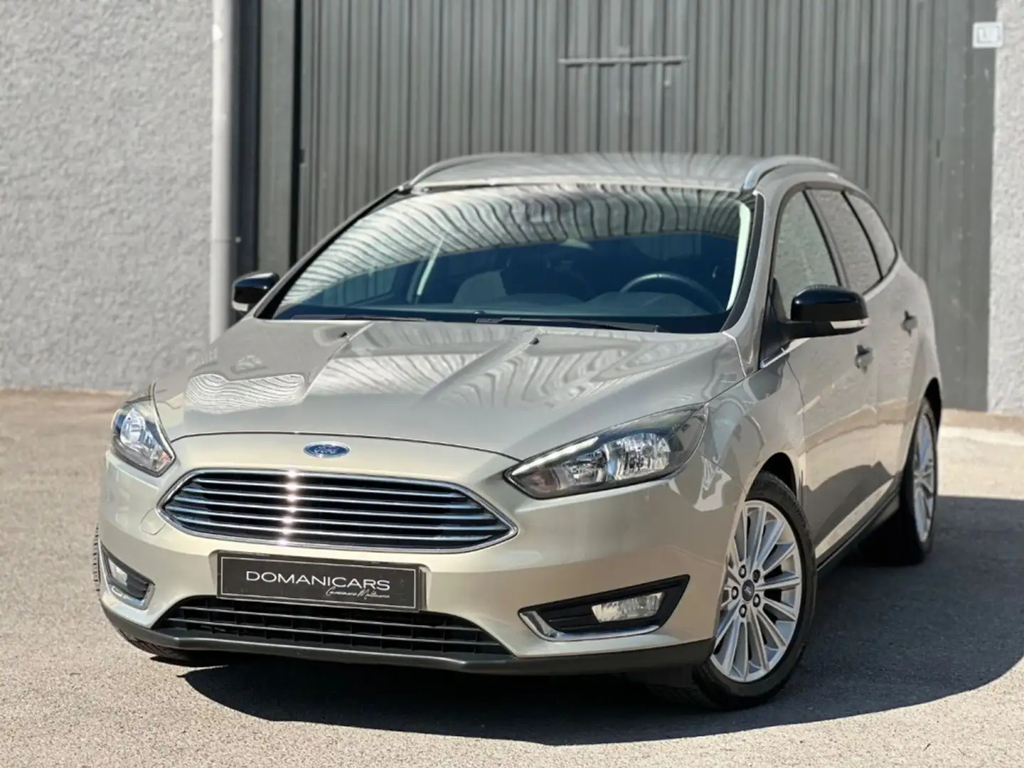 Ford Focus 2.0TDCi Auto-S&S Titanium 150 Argent - 1