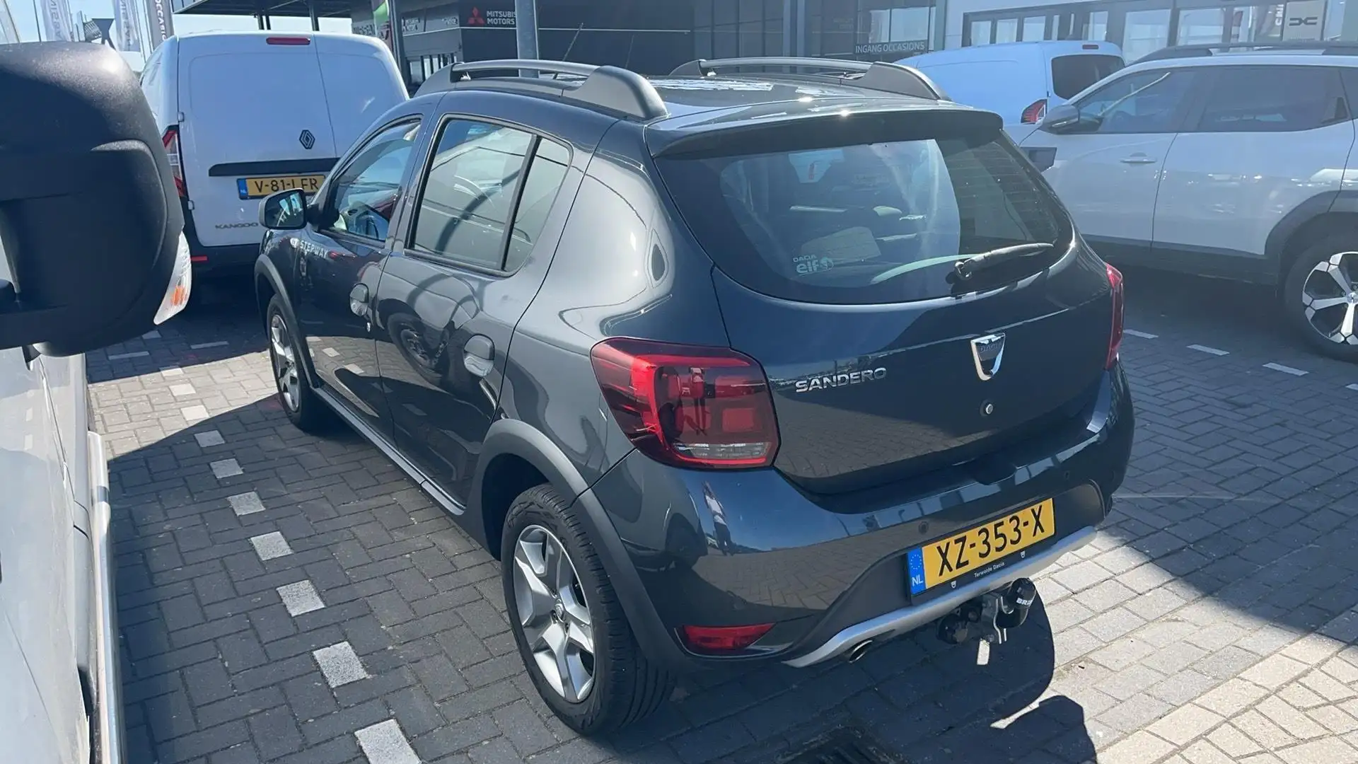 Dacia Sandero 0.9 TCe Bi-Fuel SL Stepway | Trekhaak | Grijs - 2