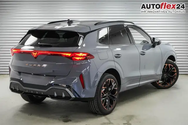 CUPRA Terramar 2,0 TSI DSG 4x4 VZ - LAGER 195 kW (265 PS), Aut...