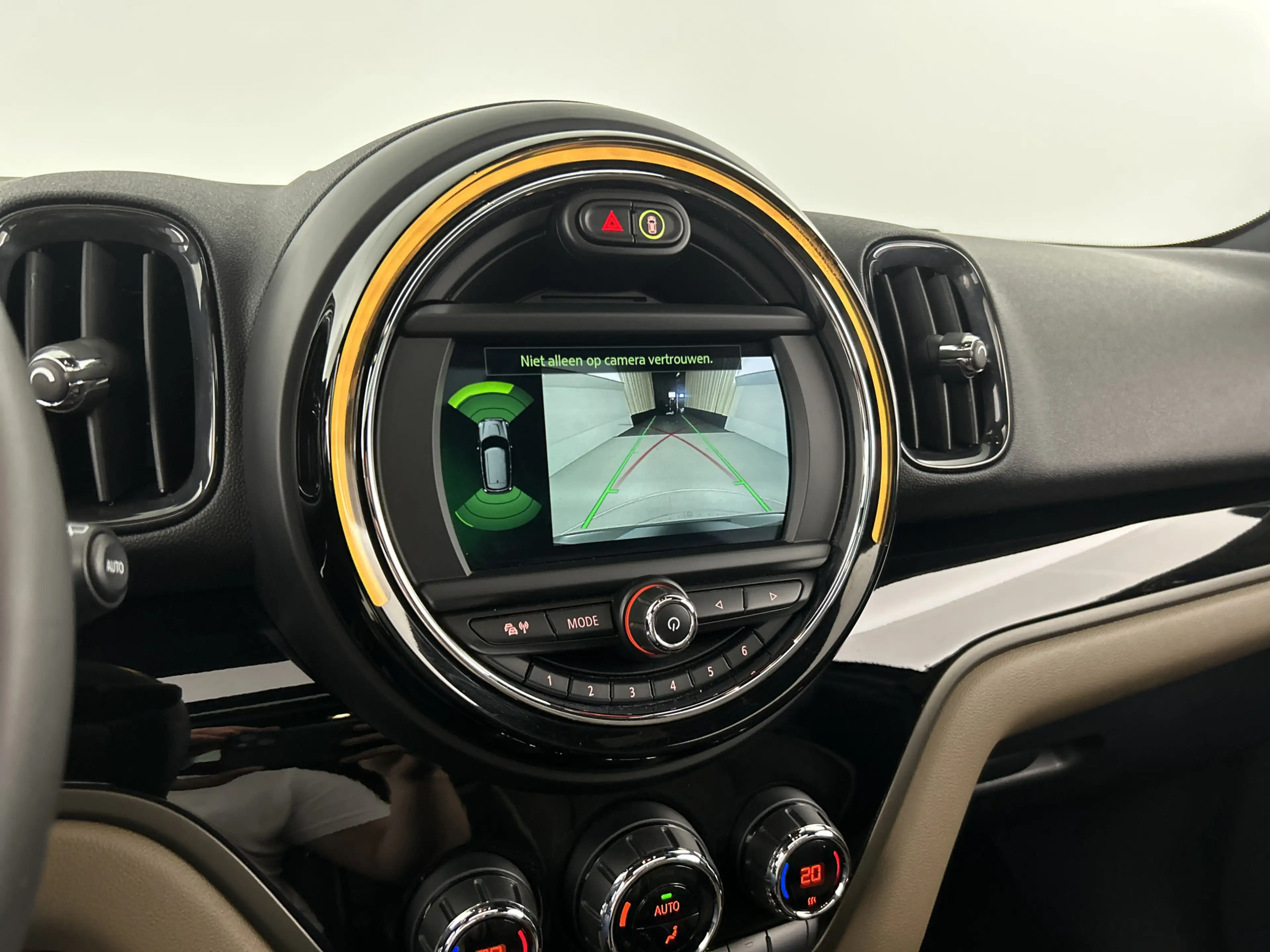 MINI Cooper Countryman 1.5 Aut. Longstone Black-Ed Pano-dak/Leder/Camera — photo 24