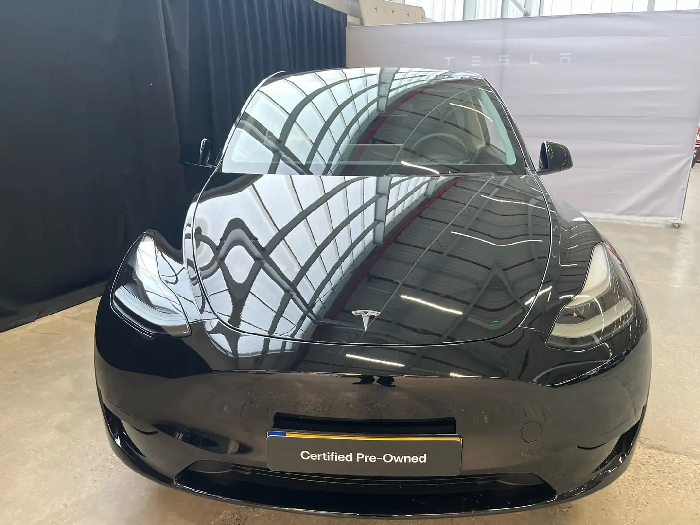 Tesla Model Y RWD/Certified Pre owned/BTW Zwart - 2