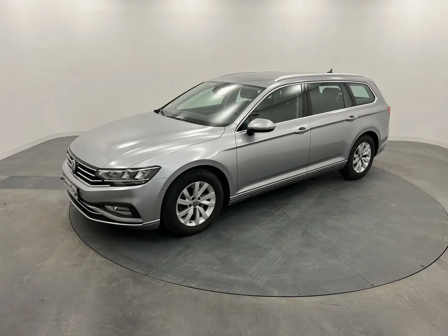 Volkswagen Passat 2.0 TDI EVO 150 DSG7 Business Gris - 1