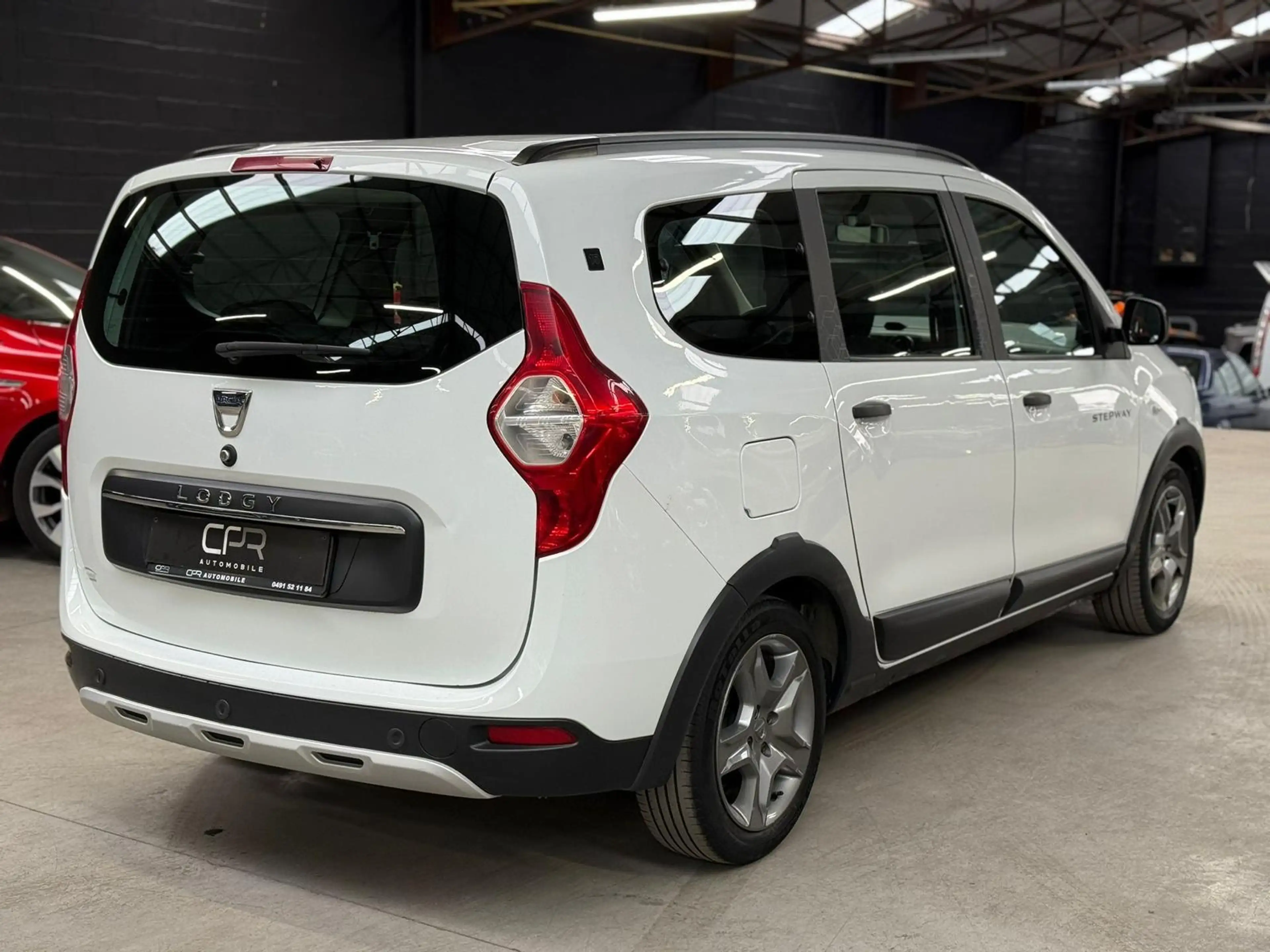 Dacia Lodgy Stepway 1.3 * 1ER PROP * 7 PLACES * CAMERA * GPS — photo 4