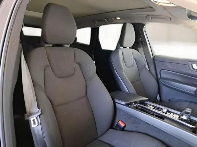 Volvo XC60 view 10