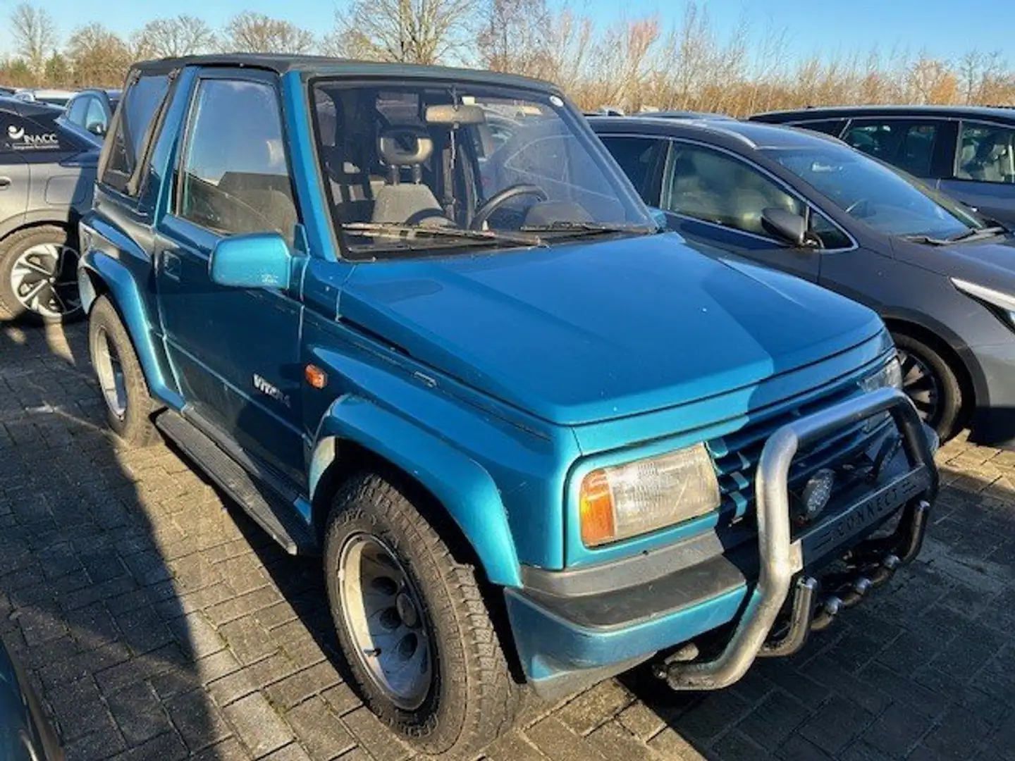 Suzuki Vitara 4x4 Blau - 1