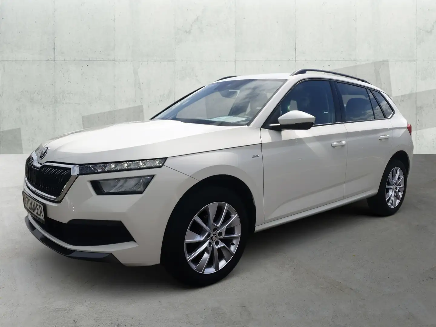 Skoda Kamiq 1.0 TSI TOUR *AHK *LED *SHZ *LM *TEMPO * Weiß - 2