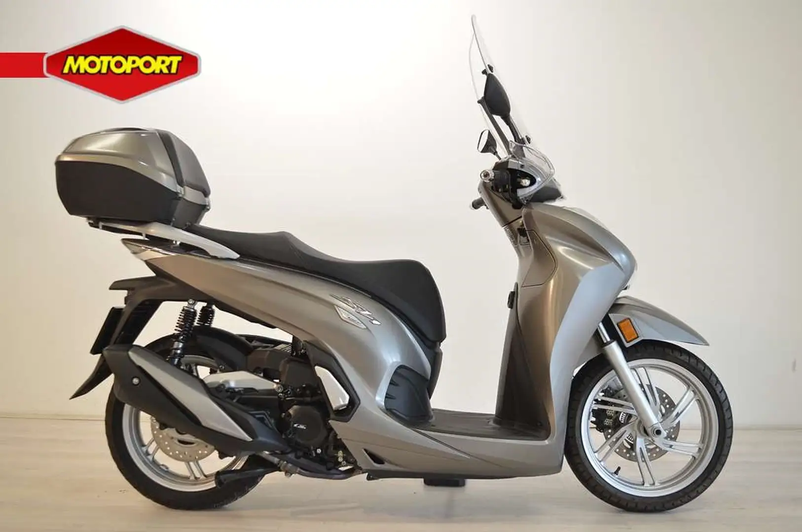 Honda SH 350i ABS Zwart - 1