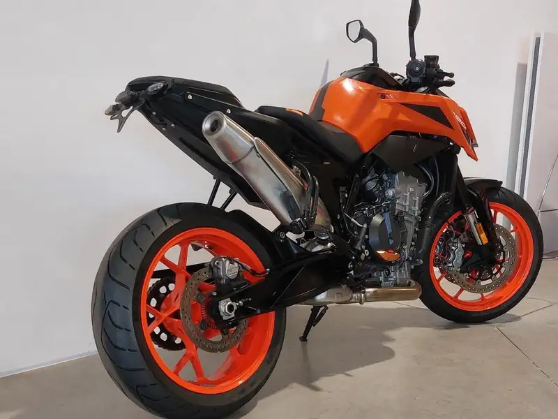 KTM 790 Duke - foto 3
