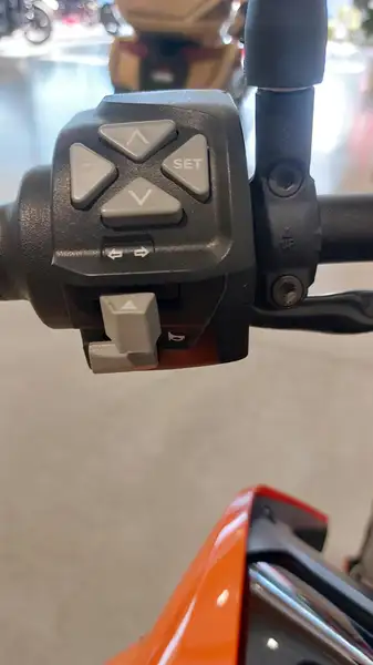 KTM 790 Duke - foto 7