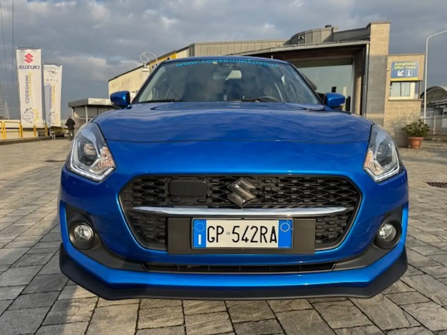 Suzuki Swift Swift VI 2020 1.2h Top 2wd Blu/Azzurro - 2