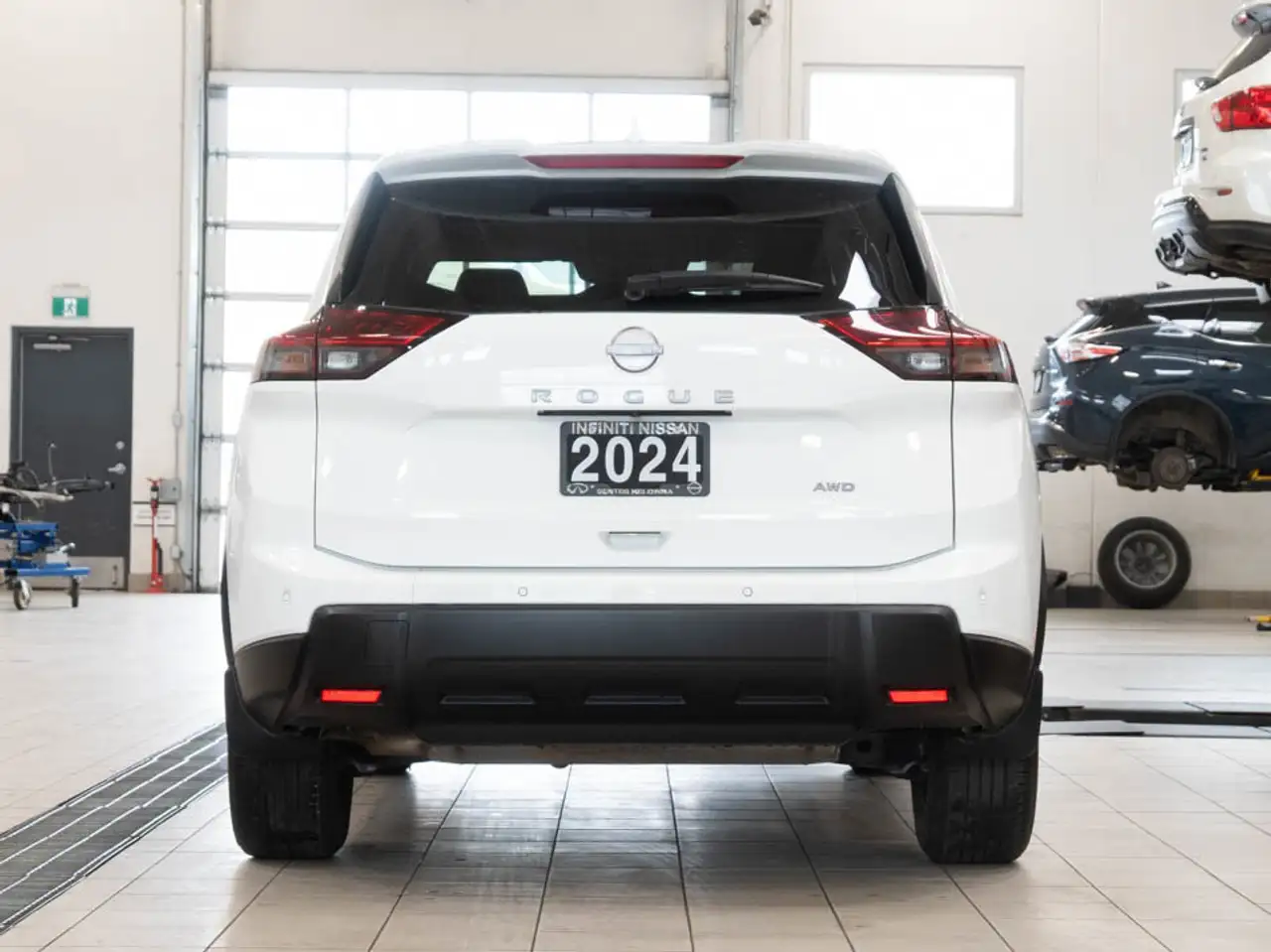 Nissan Rogue снимка Nissan Rogue