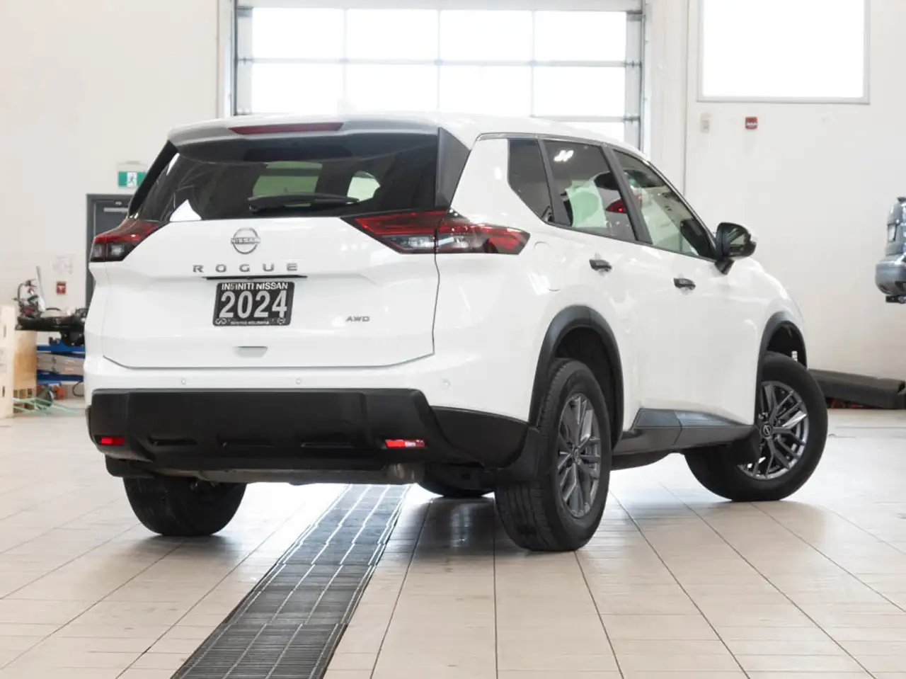 Nissan Rogue снимка Nissan Rogue