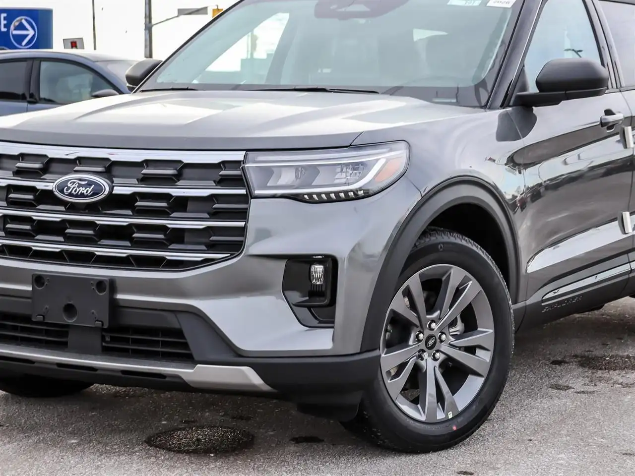 Ford Explorer снимка Ford Explorer