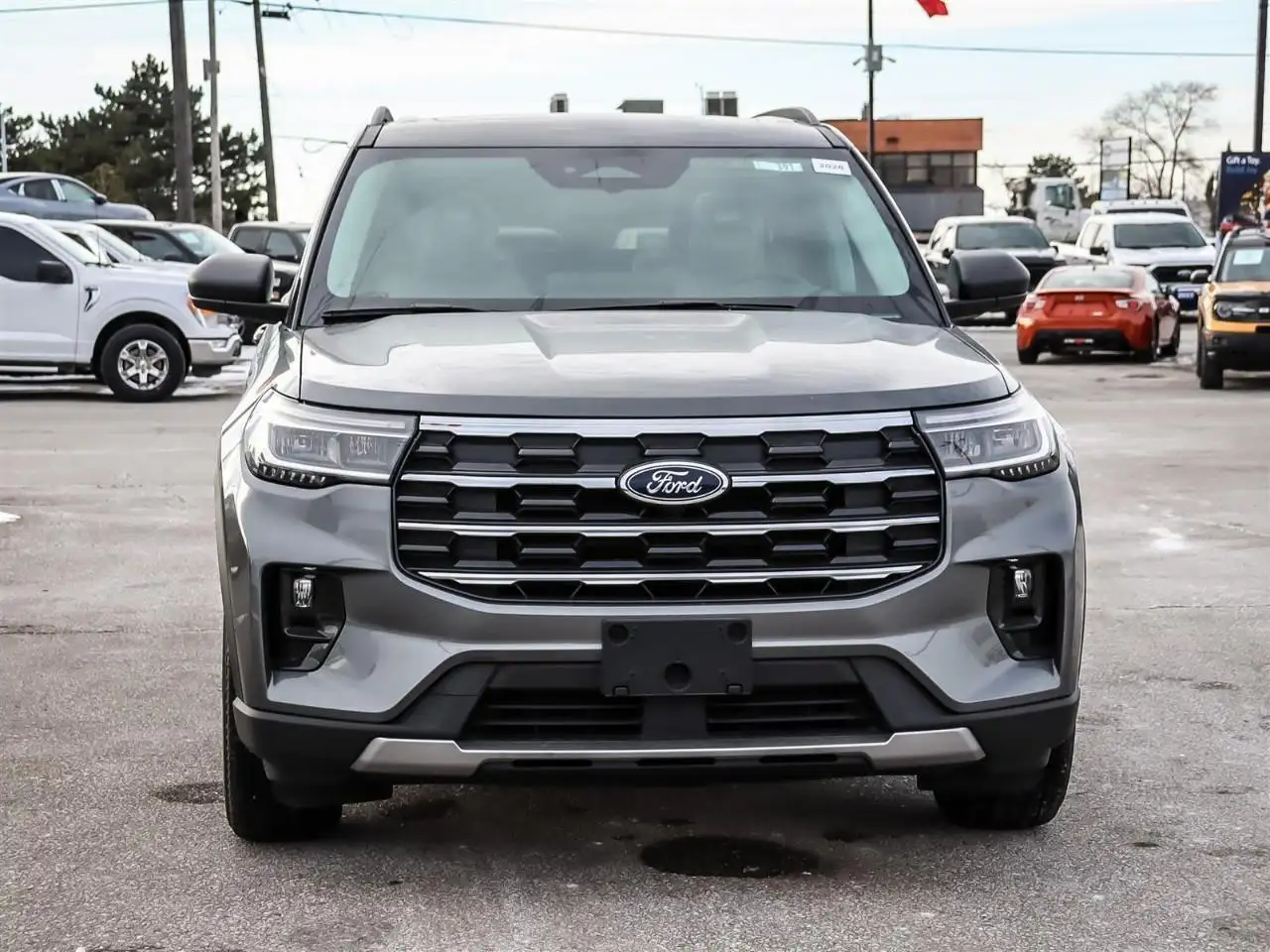 Ford Explorer снимка Ford Explorer
