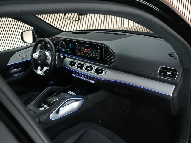 Mercedes-Benz Gle view 3