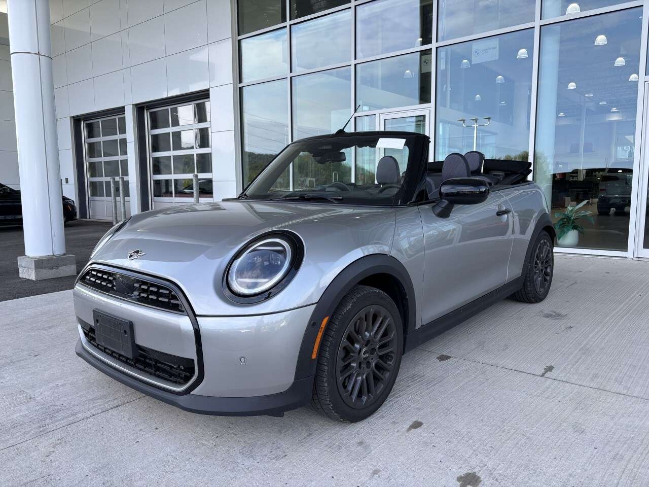 2025 MINI Convertible Cooper C Cabrio * Premier * Style Classique * Ens.