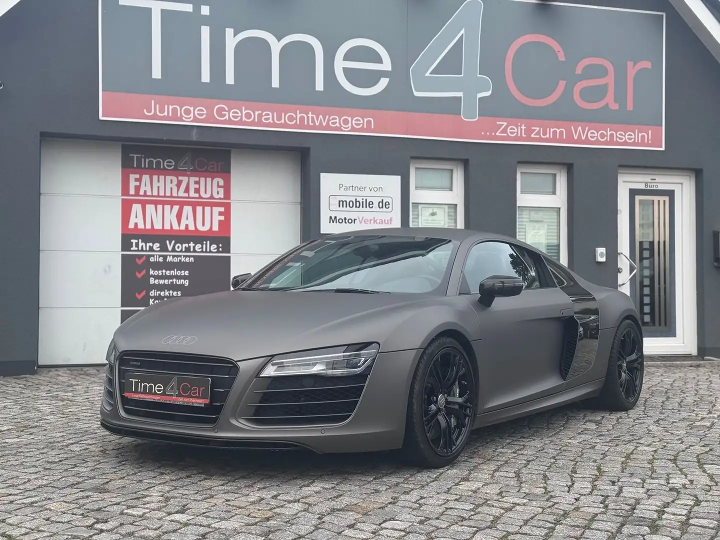 Audi R8 5.2 FSI V10 plus quattro Ceramic B&O Carbon Schwarz - 1