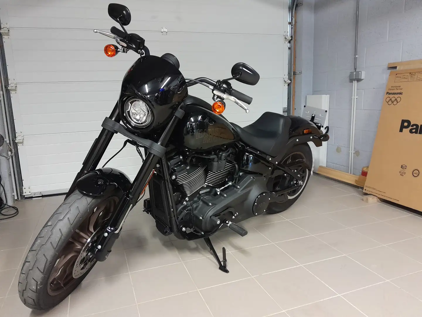 Harley-Davidson Lowrider S Negru - 1