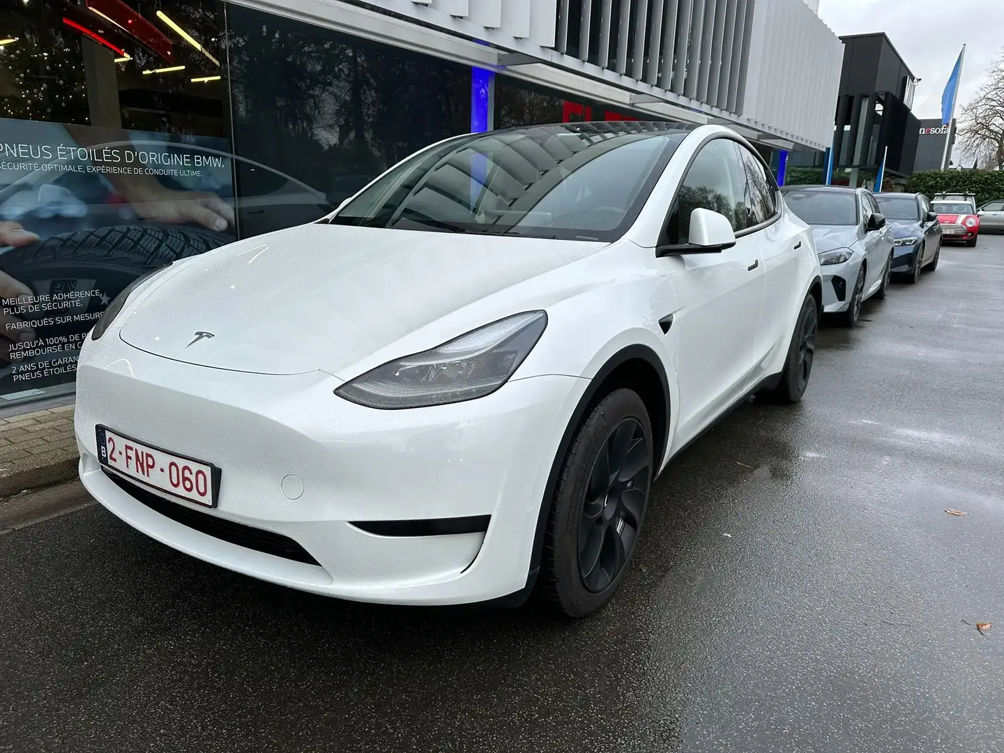 Tesla Model Y Blanc - 2