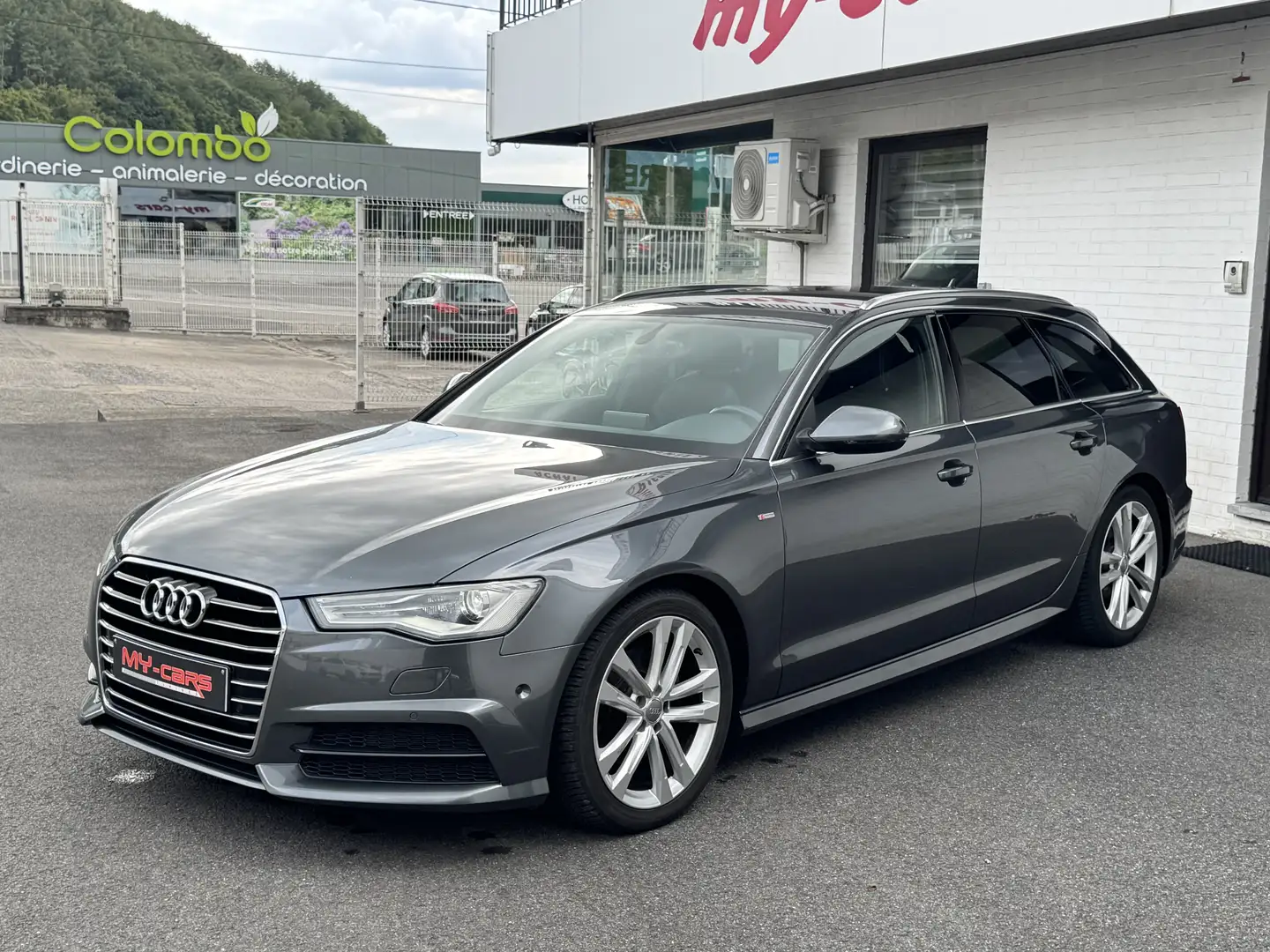 Audi A6 A6 BREAK 2000L AUTOMATIQUE S-LINE 190 CV FULL Grijs - 1