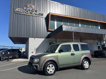 4dr 2WD Manual w-Y Pkg