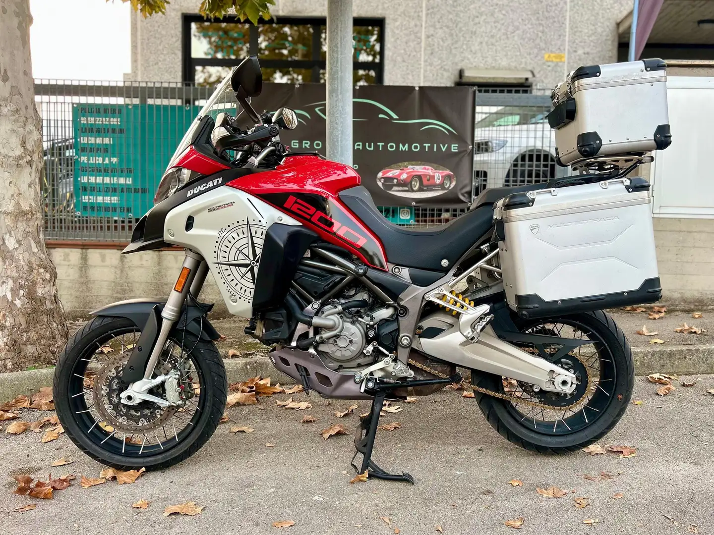Ducati Multistrada 1200 Enduro Roşu - 2