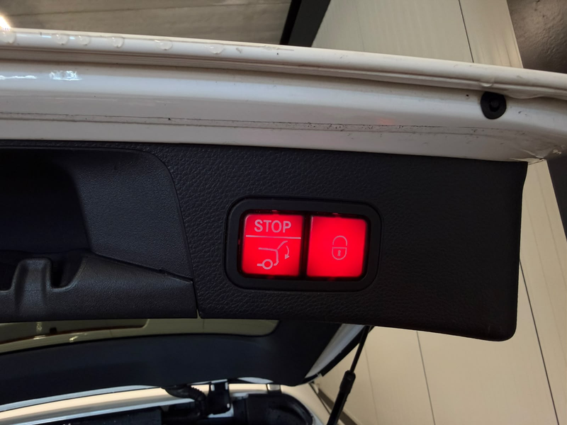 Mercedes-Benz C 220 Estate CDI AMG Line Night Pakket Leder — photo 19