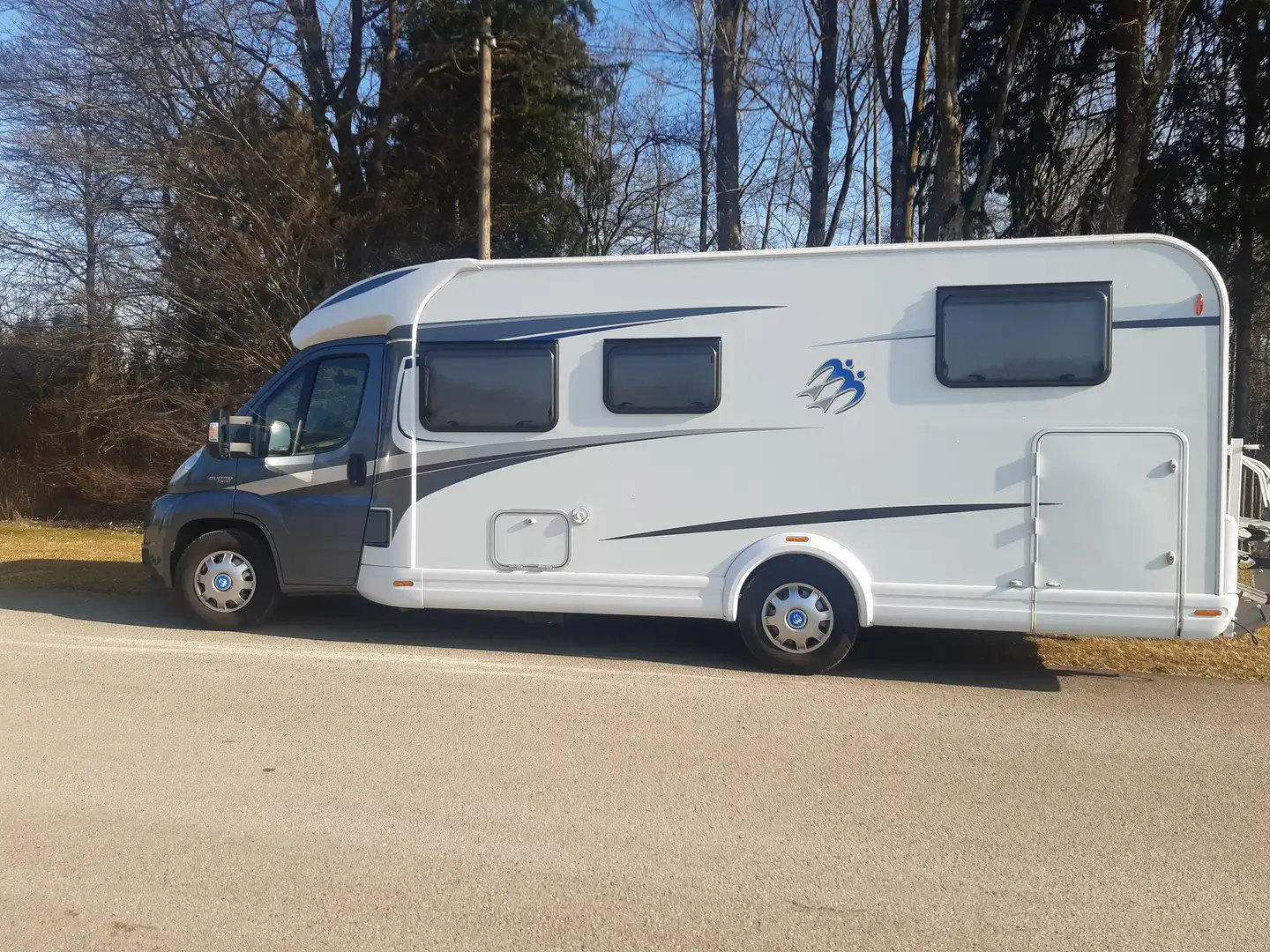 Caravans-Wohnm Knaus SKY TI 700 MEG Weiß - 1