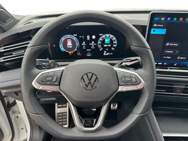 Volkswagen Tiguan view 13