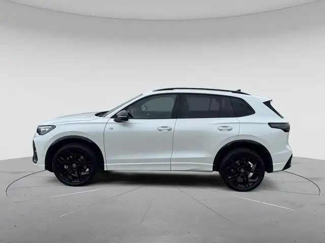 Volkswagen Tiguan view 6