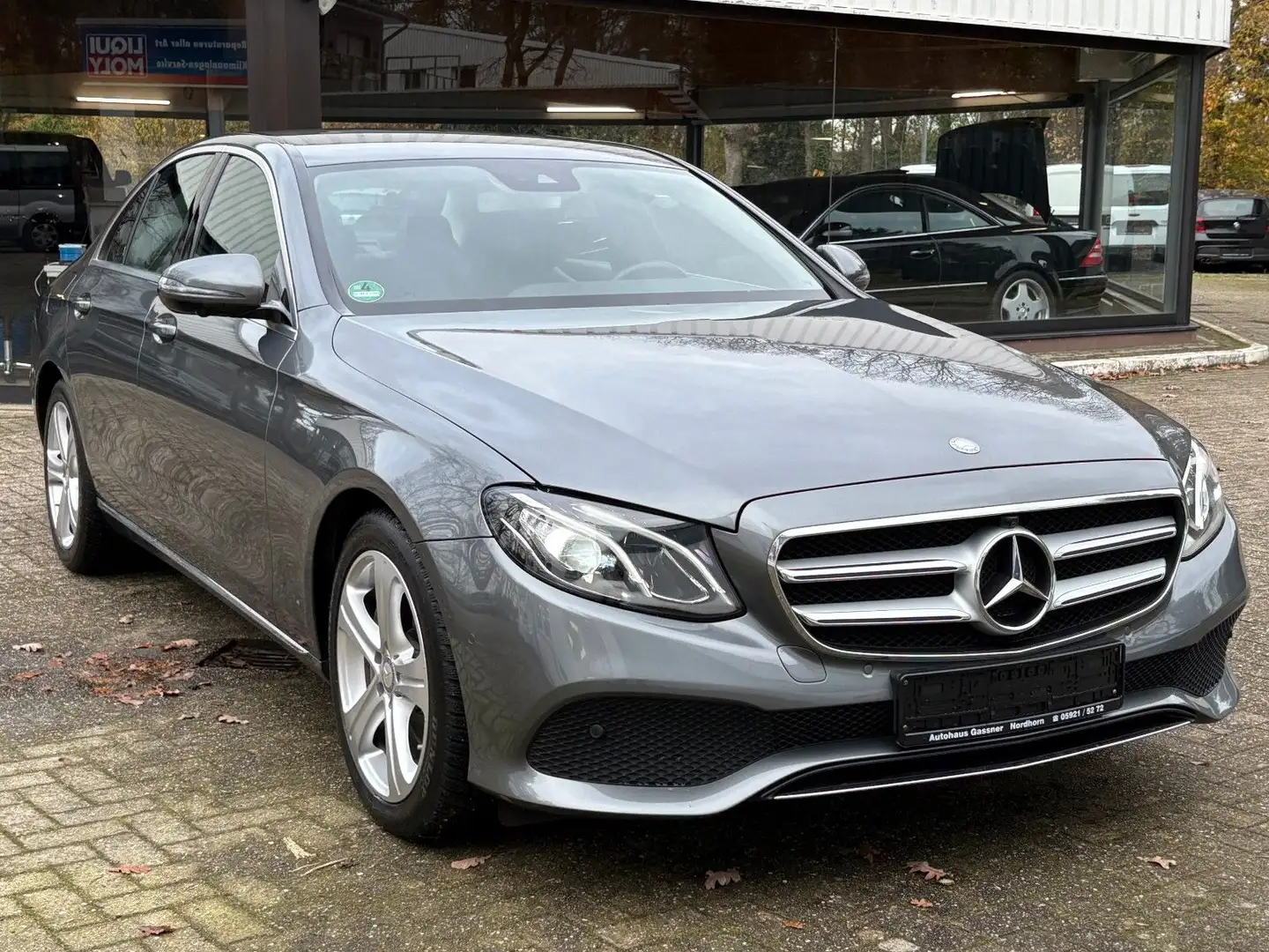 Mercedes-Benz E 350 d Lim. Avantgarde*2.Hand*Widescreen*Led* Gris - 2