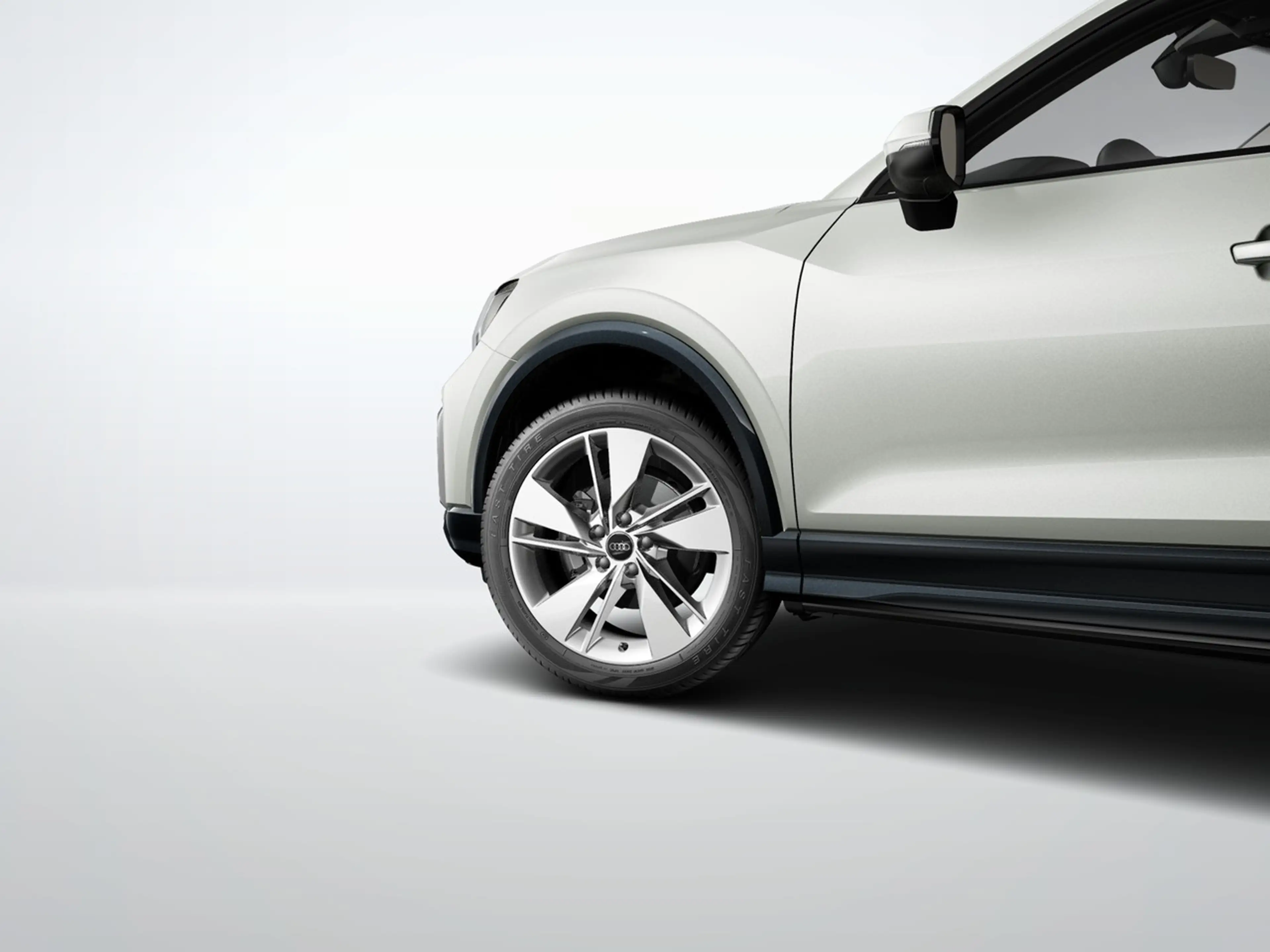Audi Q2 35 TFSI advanced AHK Navi Kamera — photo 6