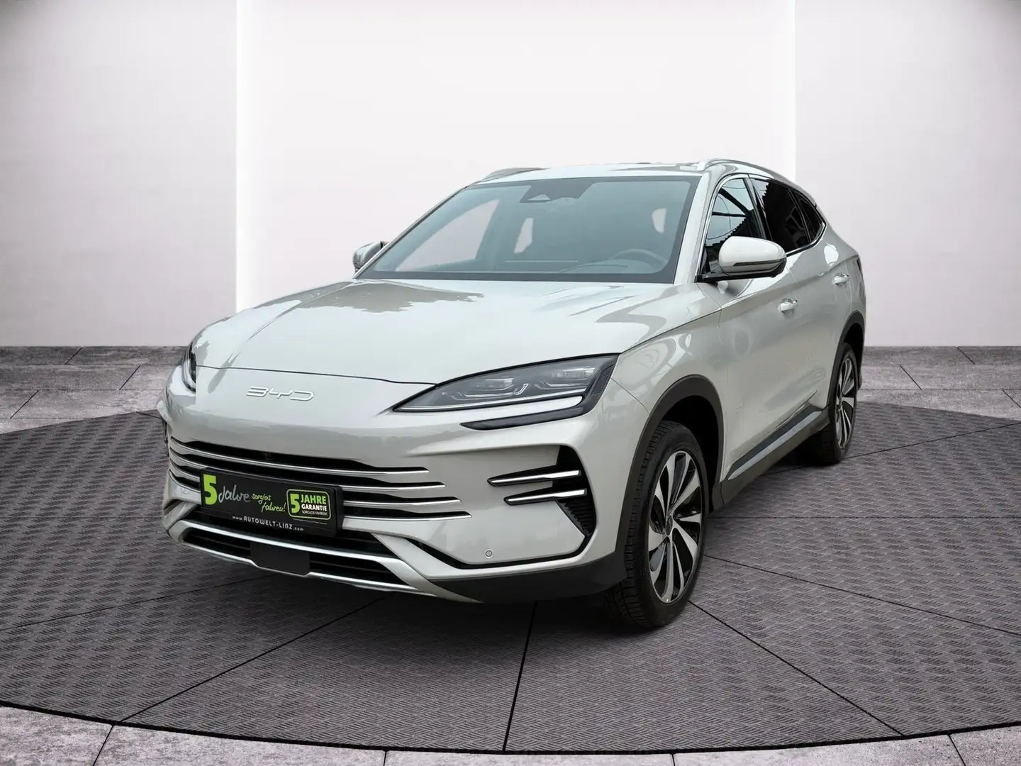 BYD Seal U 1.5 DM-i PHEV W Boost LED+SHZ+2xKlima+LM Beige - 2