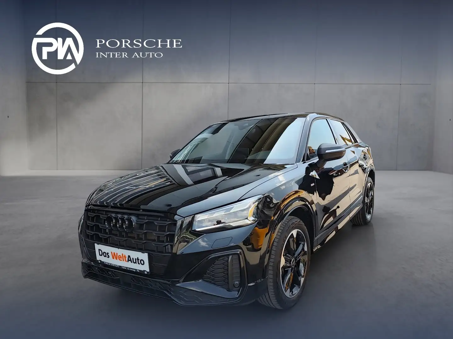 Audi Q2 35 TFSI S line Schwarz - 1