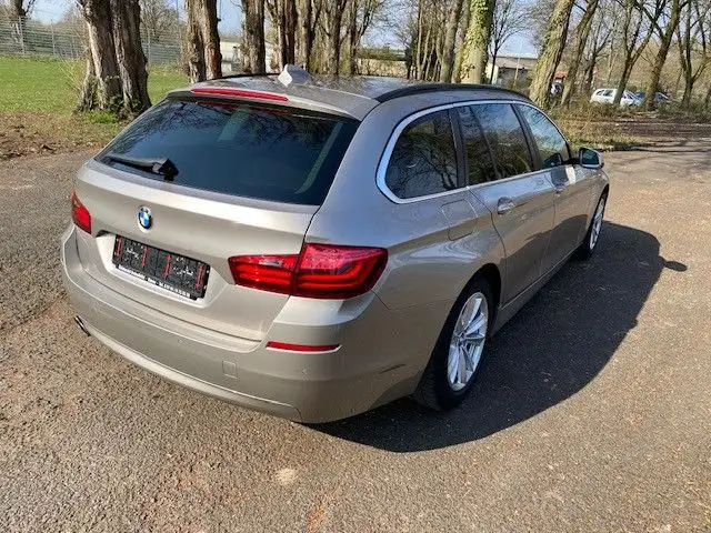 BMW 525 d xDrive Touring Luxury  Leder KAM ACC Sound