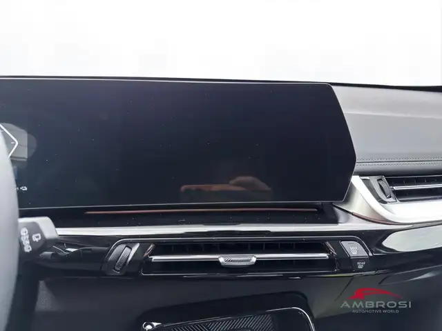 BMW X1 view 10