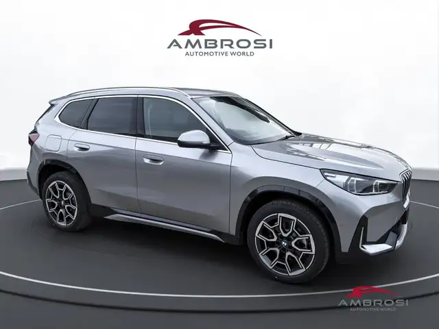 BMW X1 view 2