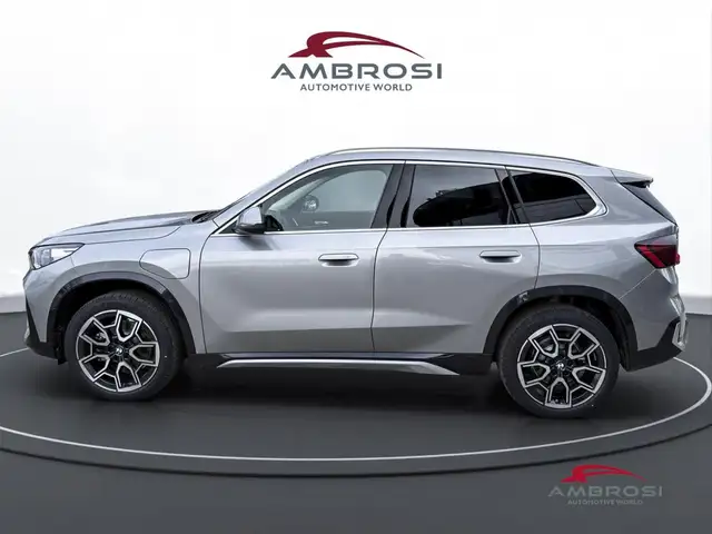BMW X1 view 4