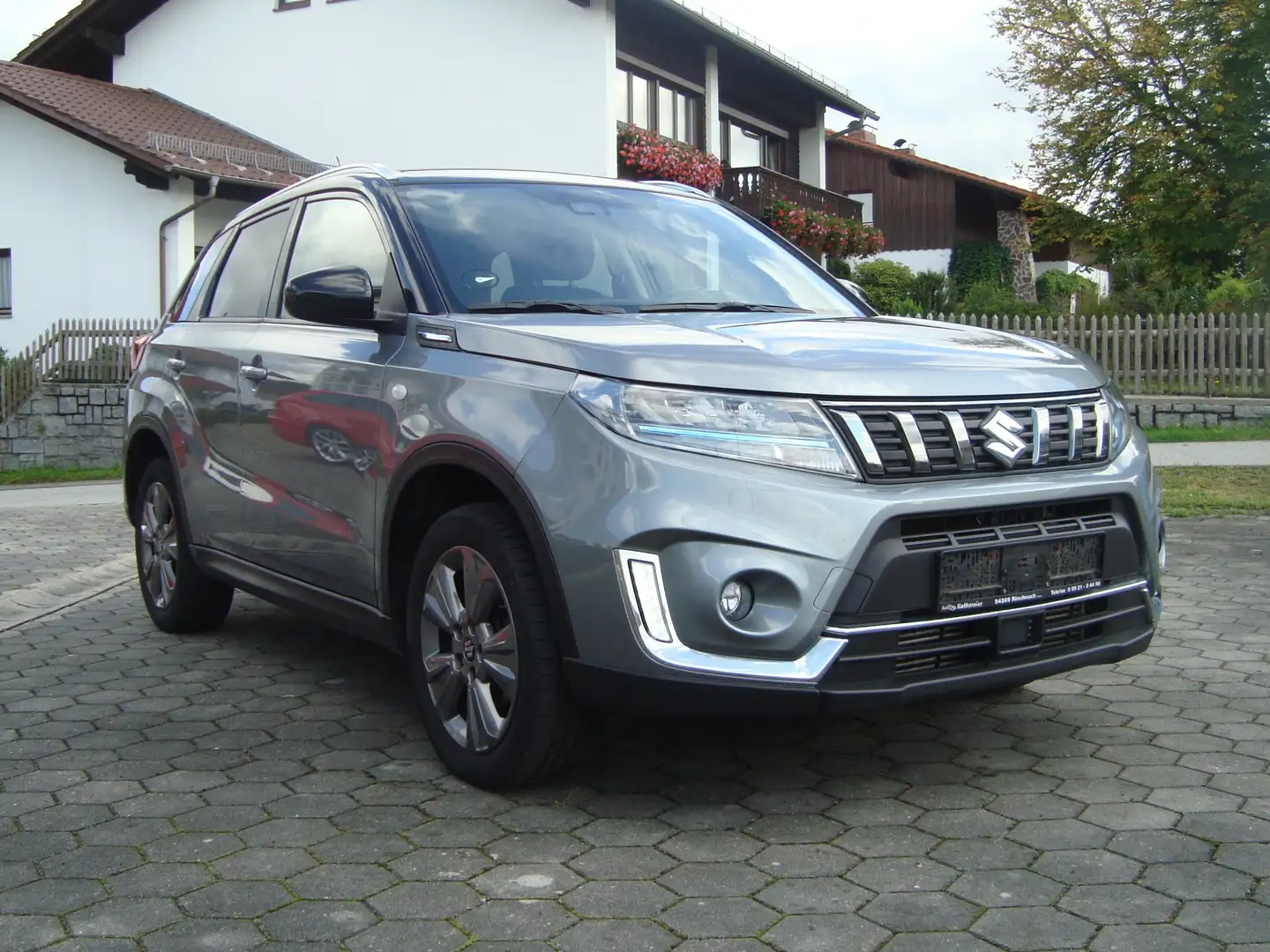 Suzuki Vitara 1.4 Boosterjet Hybrid Allgrip Comfort Grau - 1