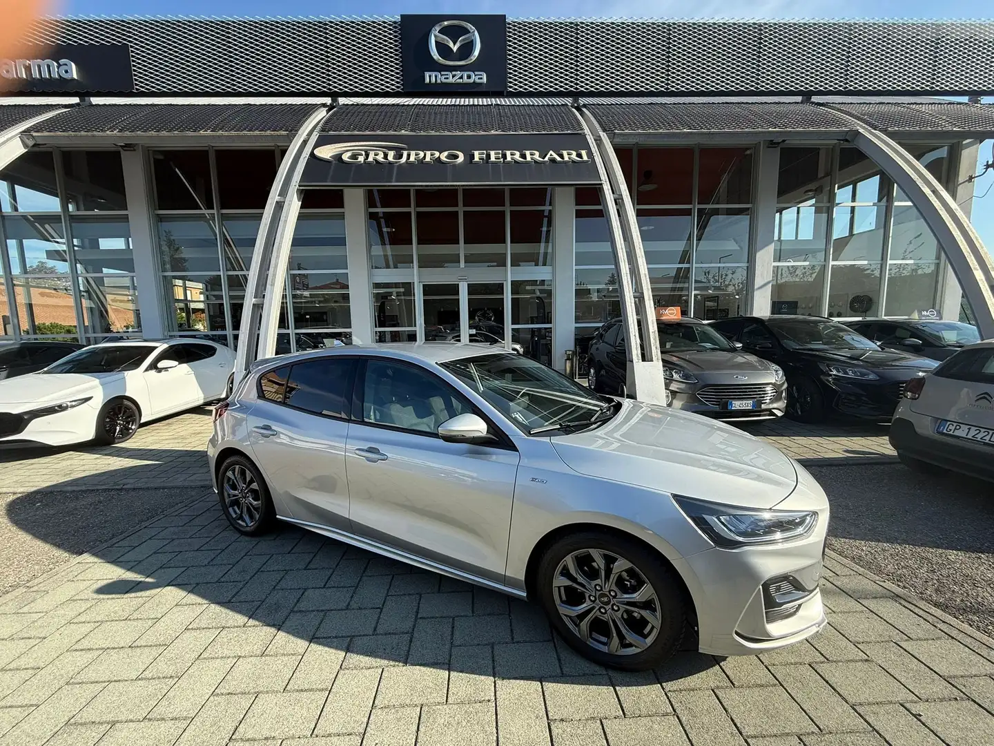 Ford Focus Focus V 2022 1.5 ecoblue ST-Line 115cv auto Plateado - 1