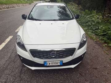 V40 Cross Country 1.6 d2 Business my15