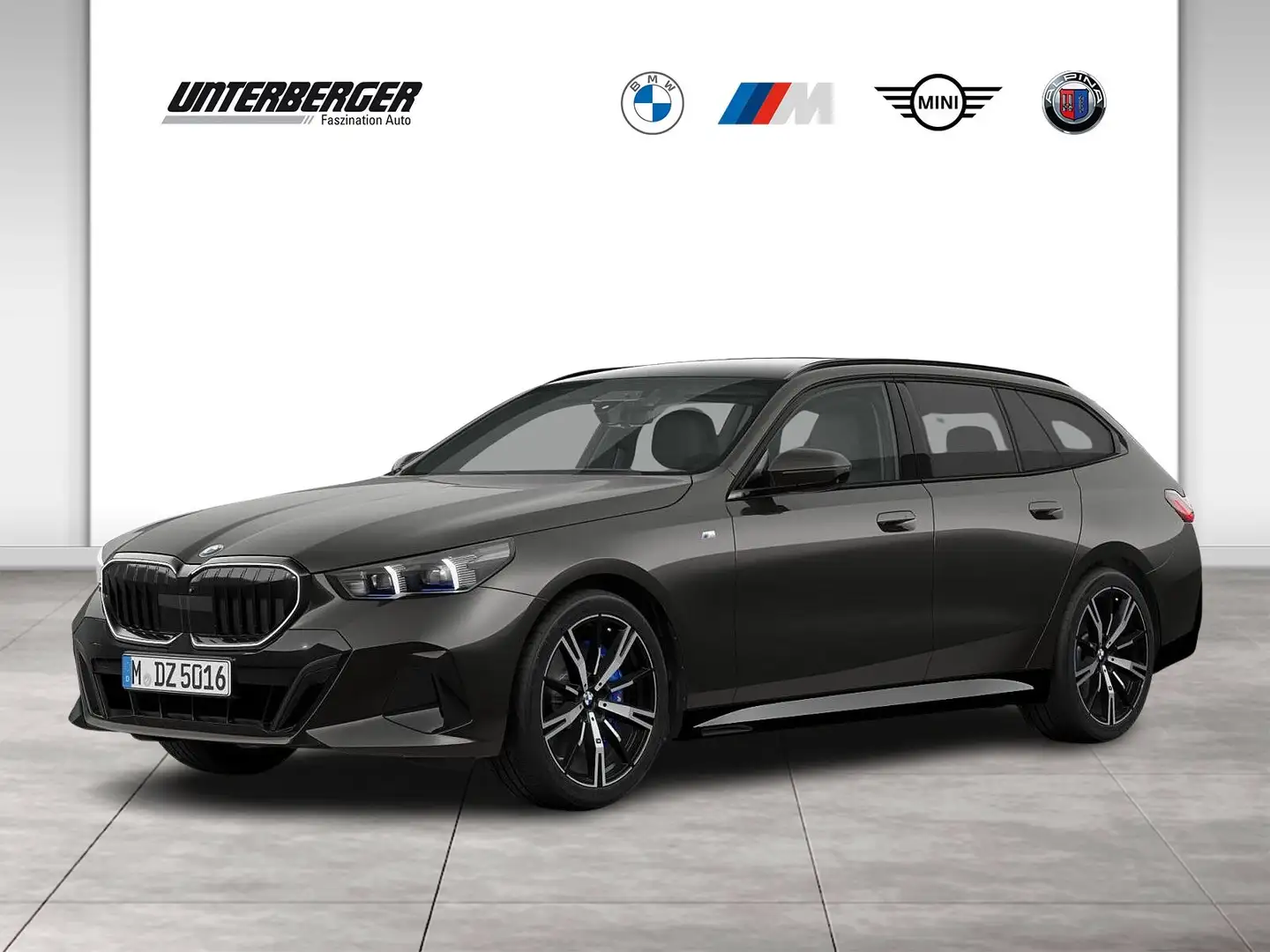 BMW 540 d xDrive Touring M Sportpaket Standhzg AHK HK Grau - 1
