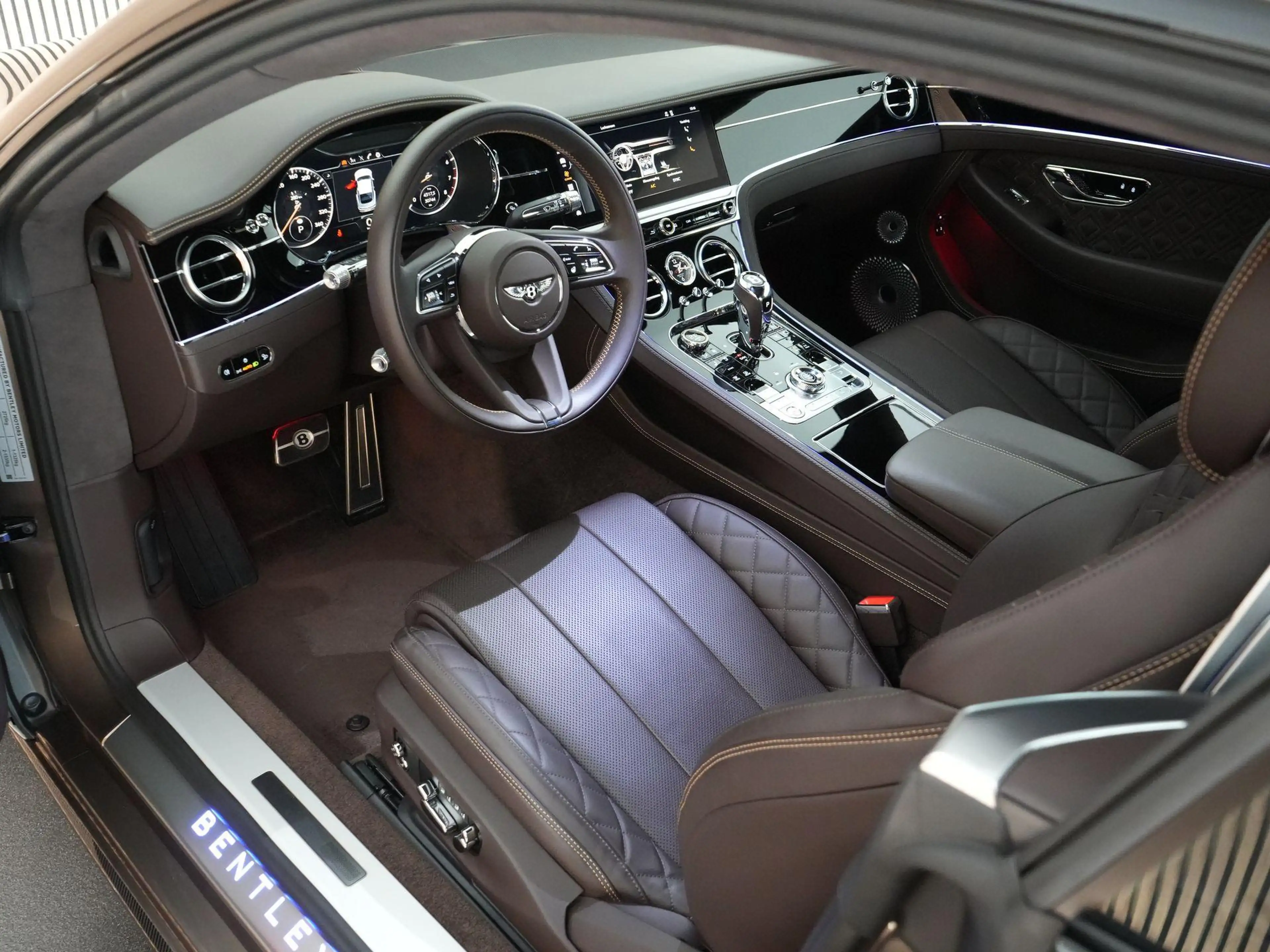 Bentley Continental GT 4.0 V8 550pk |Blackline|B&O|Mulliner Driving|Adapt — photo 8