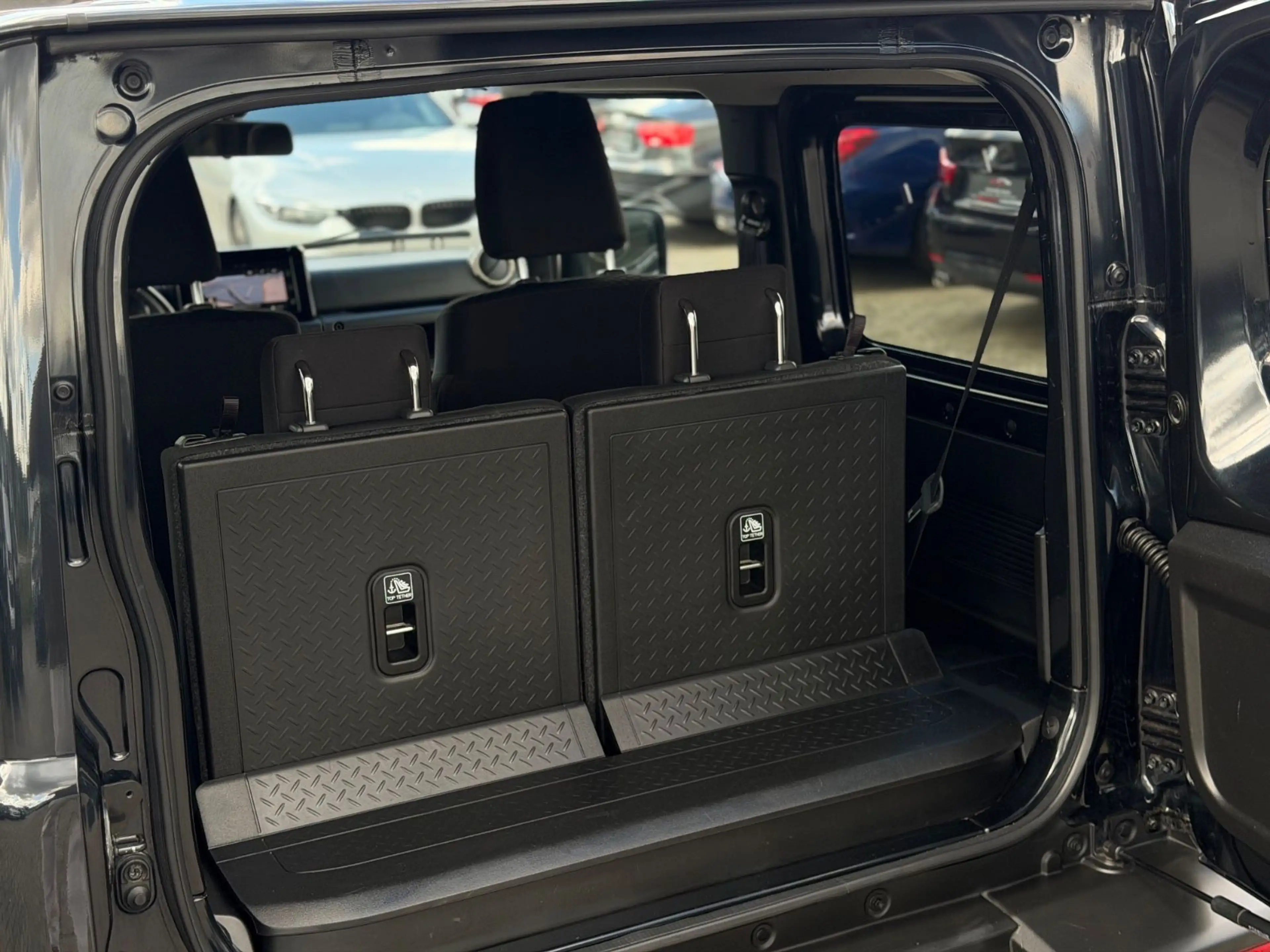 Suzuki Jimny Comfort+ AllGrip *4-Sitzer*Bullenfänger* — photo 15