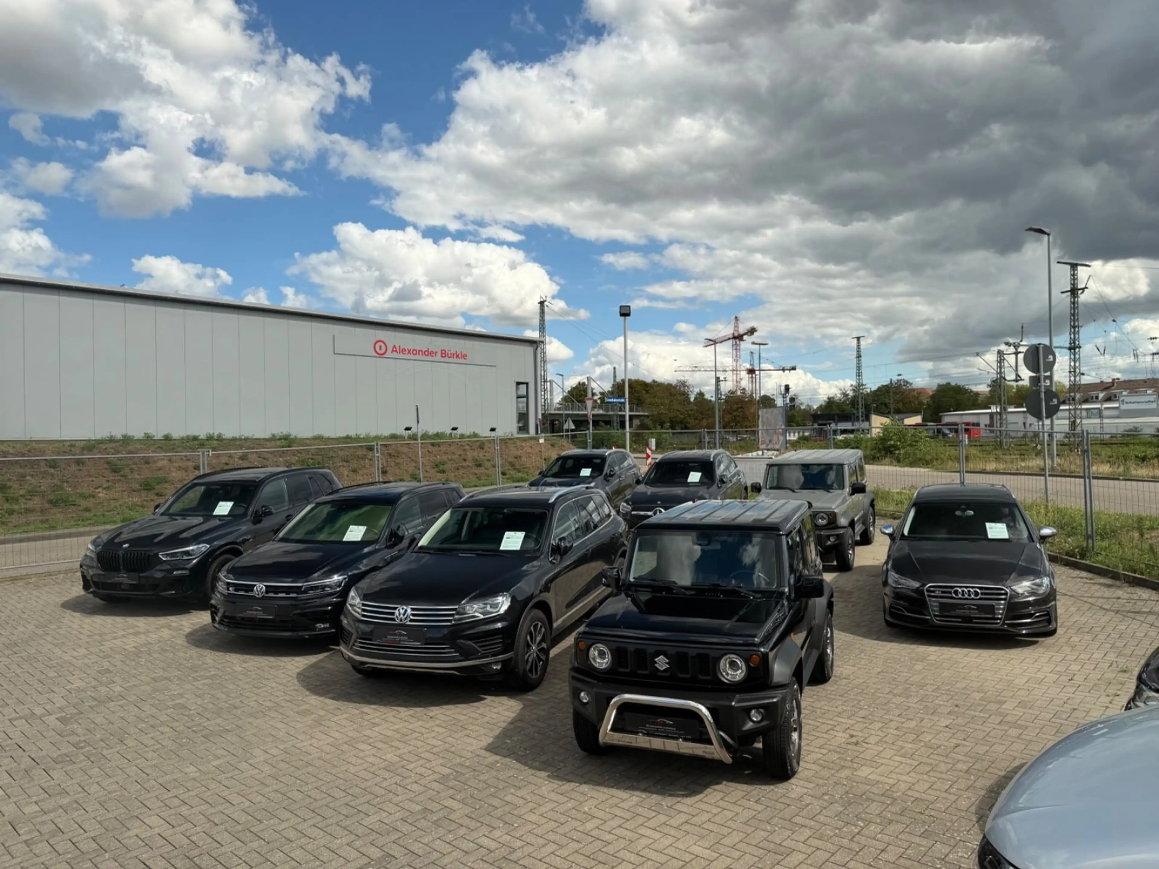 Suzuki Jimny Comfort+ AllGrip *4-Sitzer*Bullenfänger* — photo 41